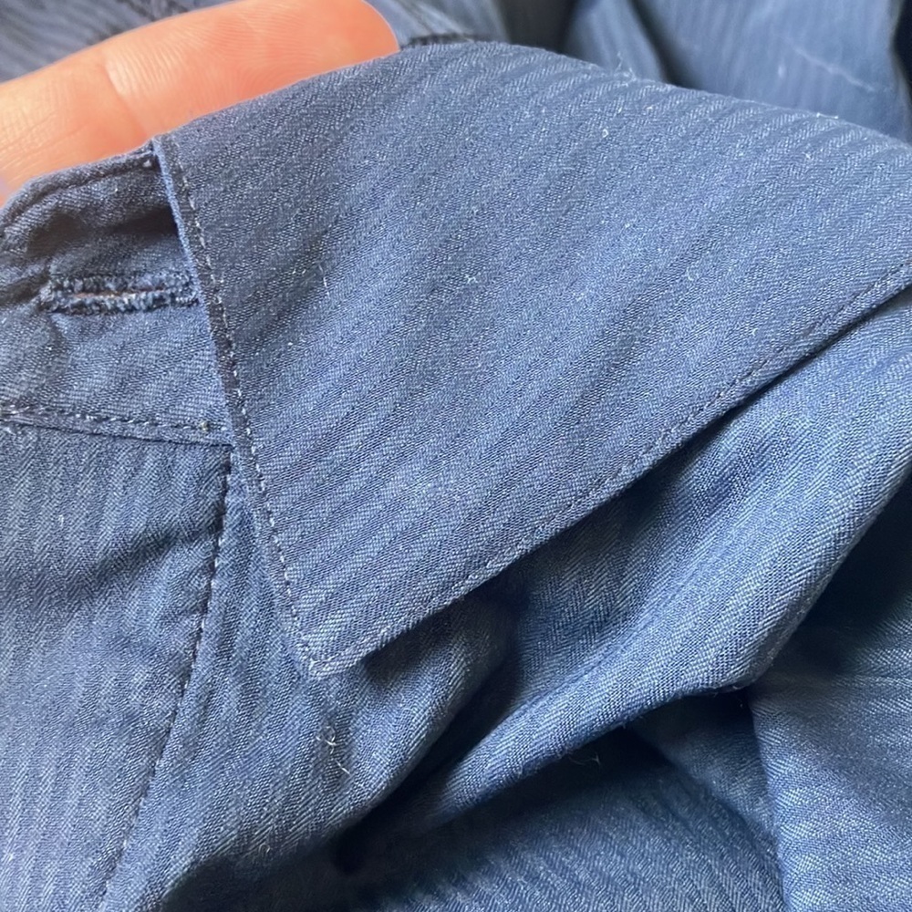 Lululemon Mens Button Down Blue Striped Long Sleeve Stretch Athletic Fit Shirt - Picture 13 of 15